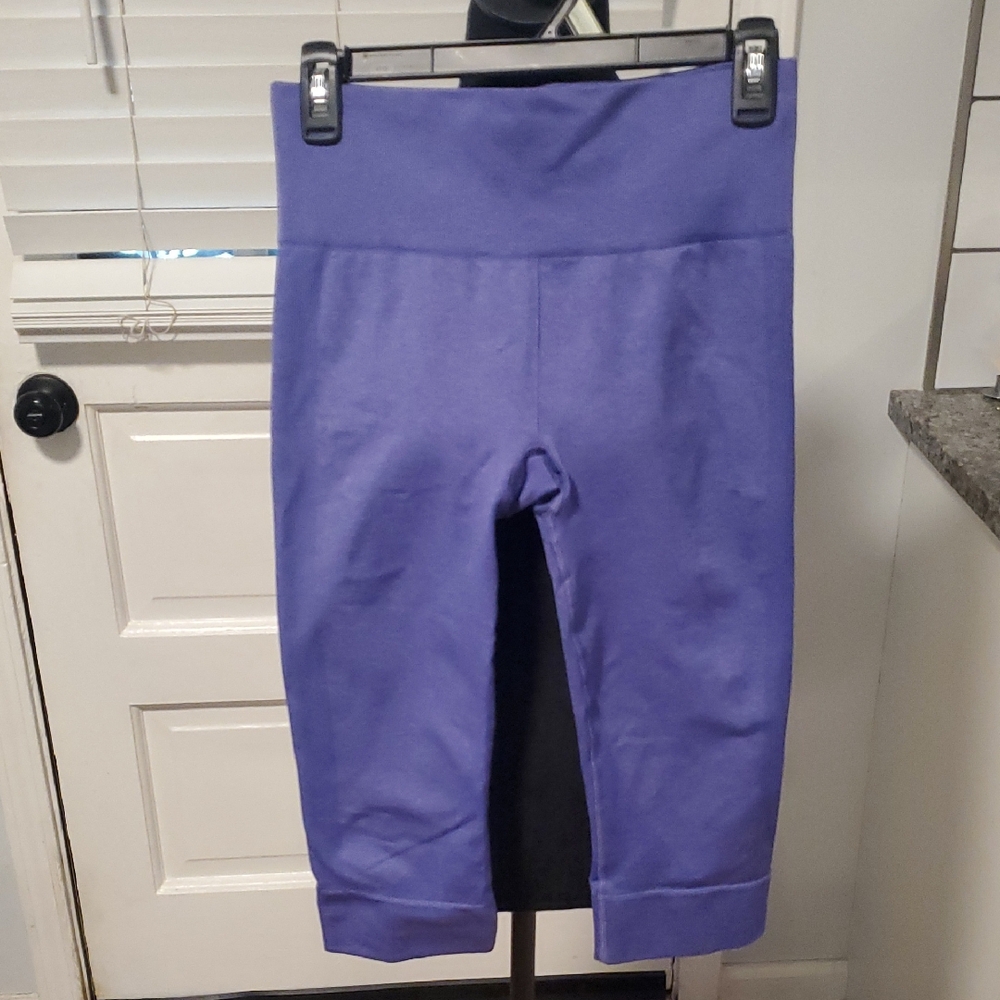 lululemon athletica Women Capris in Purple